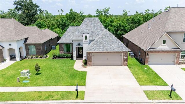 3263 Fairwood Lane, Lake Charles, LA 70607