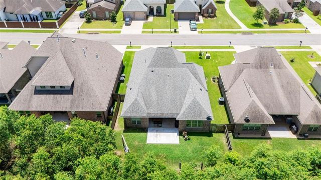 3263 Fairwood Lane, Lake Charles, LA 70607
