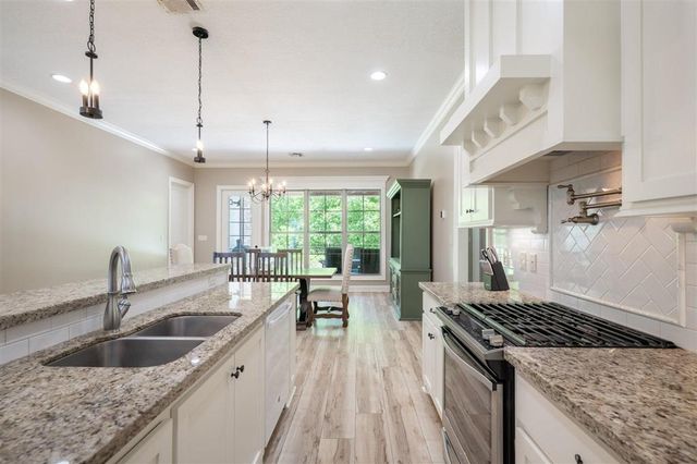 3263 Fairwood Lane, Lake Charles, LA 70607
