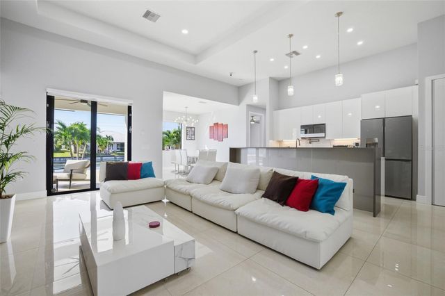 1308 SW 31ST TERRACE, Cape Coral, FL 33914