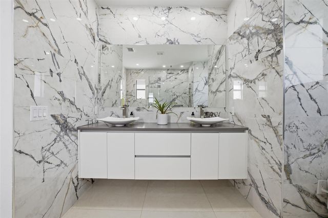 1308 SW 31ST TERRACE, Cape Coral, FL 33914