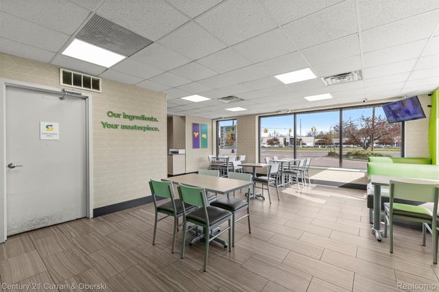 22905 Michigan Avenue, Dearborn, MI 48124