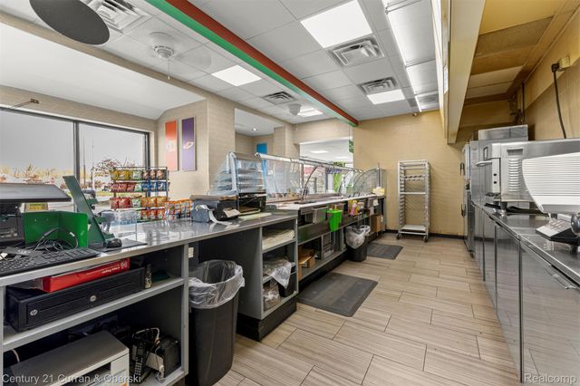 22905 Michigan Avenue, Dearborn, MI 48124