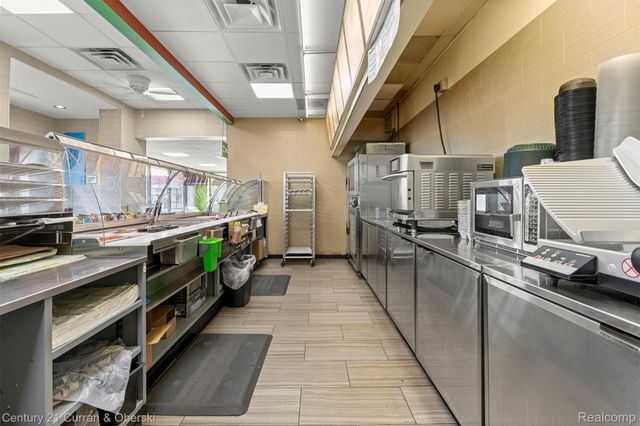 22905 Michigan Avenue, Dearborn, MI 48124