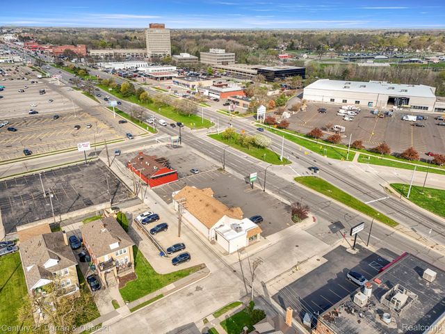 22905 Michigan Avenue, Dearborn, MI 48124