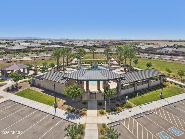 2813 E Mecklenburg Way, San Tan Valley, AZ 85143