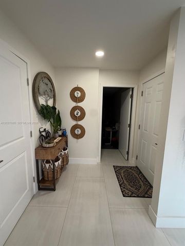 14233 SW 94th Cir Ln 101-13, Miami, FL 33186