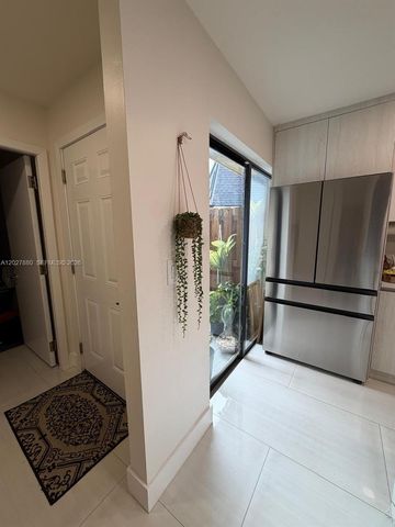 14233 SW 94th Cir Ln 101-13, Miami, FL 33186