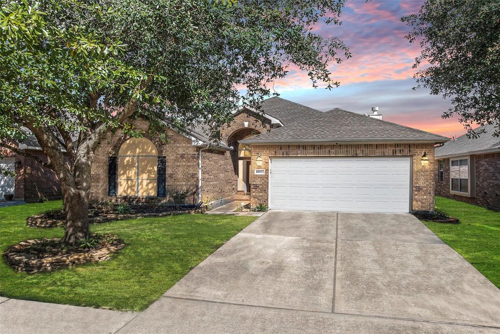 14827 W Lime Blossom Court, Cypress, TX 77433