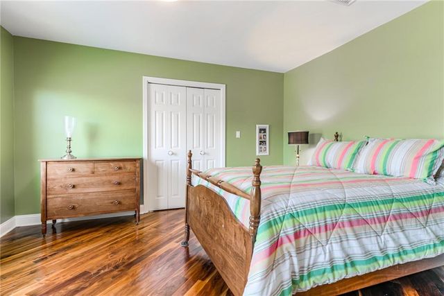 5709 W 164 Street, Stilwell, KS 66085