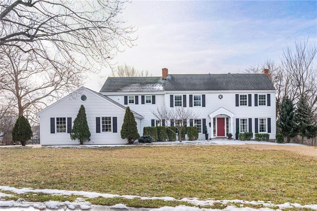 5709 W 164 Street, Stilwell, KS 66085