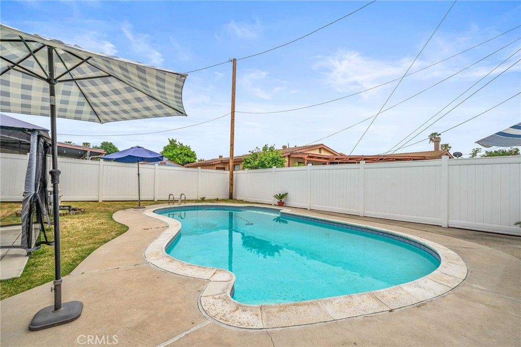 Image 27 of property listing at 25459 33rd, San Bernardino, CA 92404