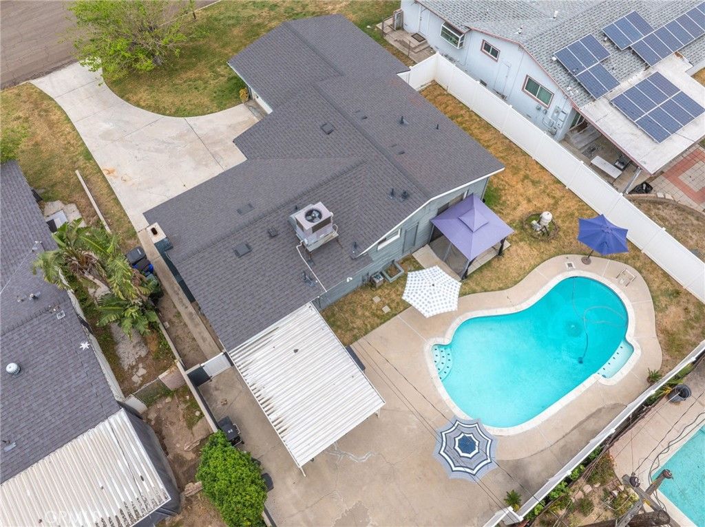 Image 34 of property listing at 25459 33rd, San Bernardino, CA 92404