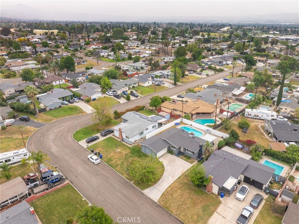 Image 38 of property listing at 25459 33rd, San Bernardino, CA 92404