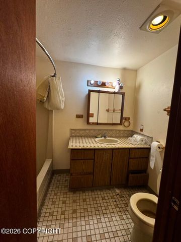 13375 Cherrywood Lane, Seward, AK 99664