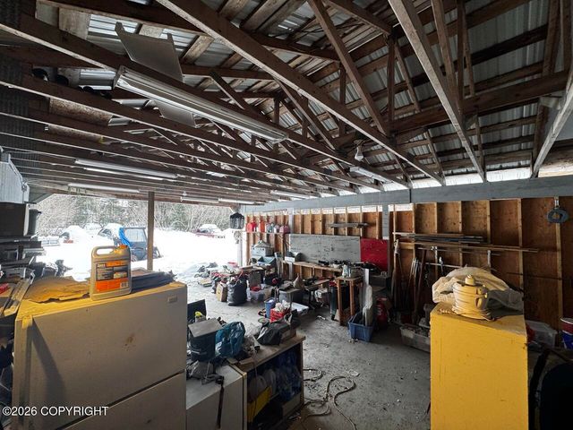 13375 Cherrywood Lane, Seward, AK 99664