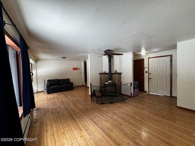 13375 Cherrywood Lane, Seward, AK 99664