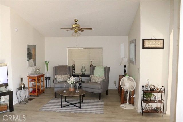 1250 N Kirby, Hemet, CA 92545