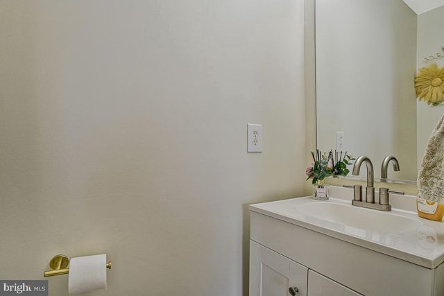 2134 RACQUET PL, Waldorf, MD 20601