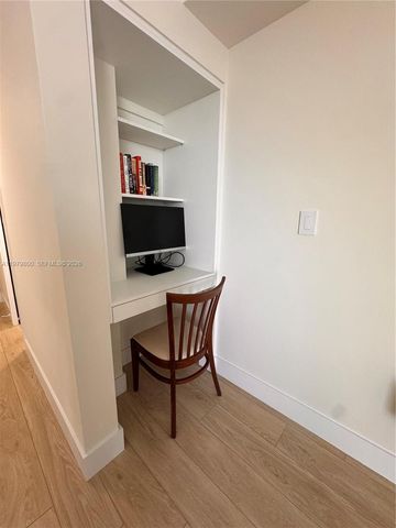 2457 Collins Ave 1105, Miami Beach, FL 33140