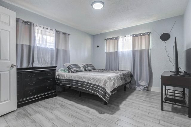 1210 Wilma Lois Avenue, Pasadena, TX 77502