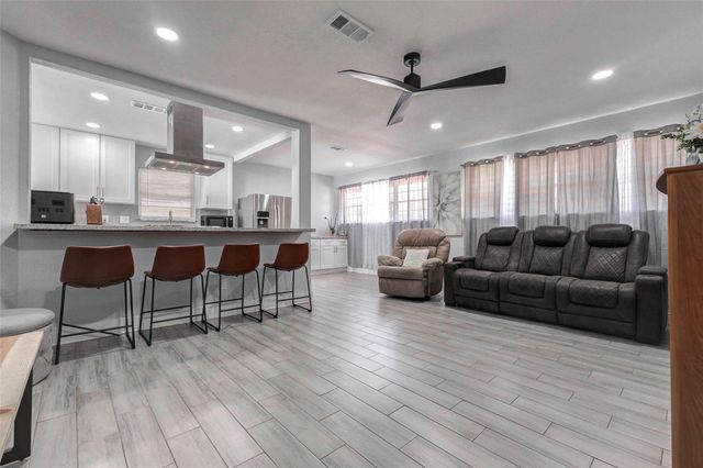 1210 Wilma Lois Avenue, Pasadena, TX 77502