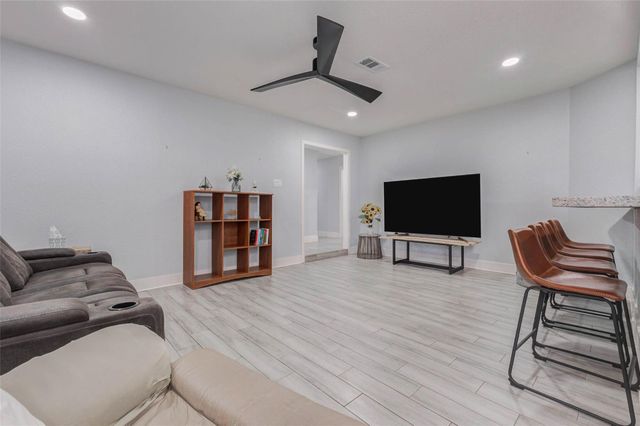 1210 Wilma Lois Avenue, Pasadena, TX 77502