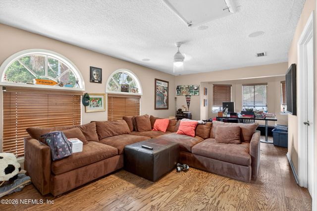 1978 BRISTA DE MAR Circle, Atlantic Beach, FL 32233