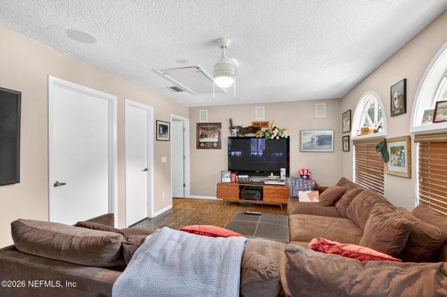 1978 BRISTA DE MAR Circle, Atlantic Beach, FL 32233