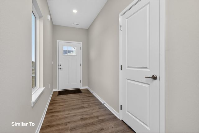 9138 Robinson Drive, West Des Moines, IA 50266