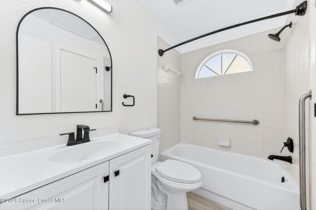 1721 Pine Valley Drive, Melbourne, FL 32935