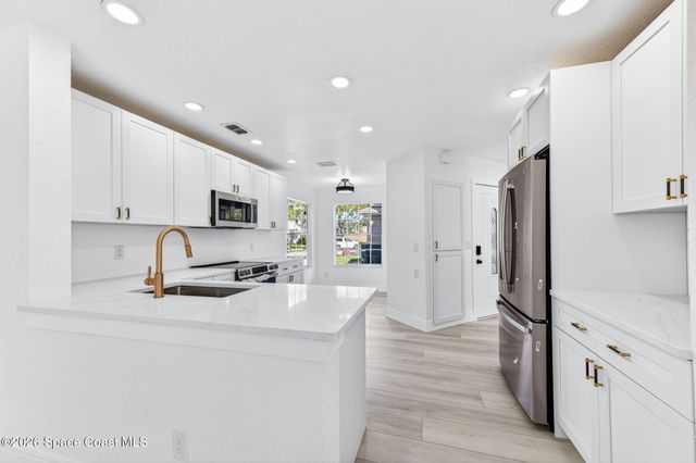 1721 Pine Valley Drive, Melbourne, FL 32935