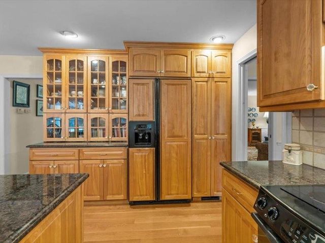 80 Mack Hill Road, Amherst, NH 03031