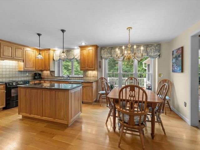 80 Mack Hill Road, Amherst, NH 03031