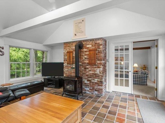 80 Mack Hill Road, Amherst, NH 03031