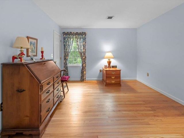 80 Mack Hill Road, Amherst, NH 03031