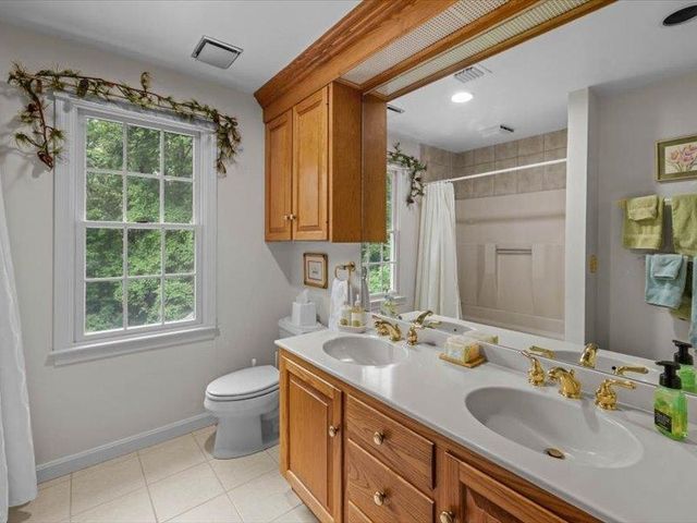 80 Mack Hill Road, Amherst, NH 03031