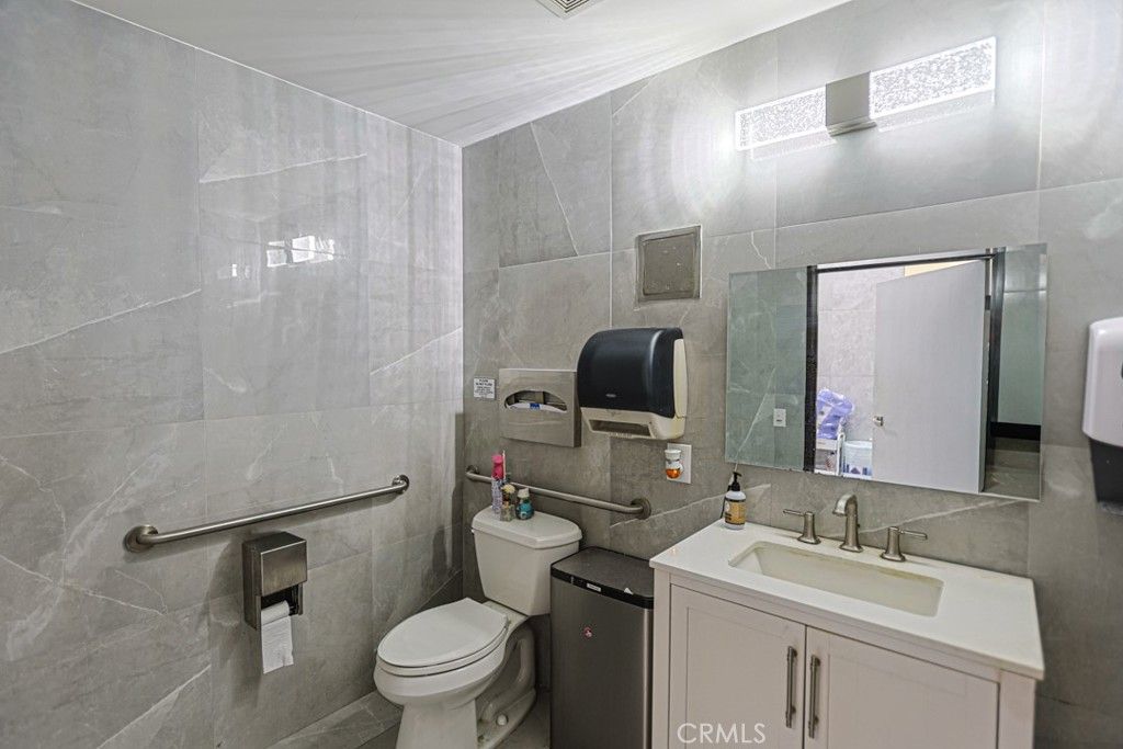 30622 Santa Margarita Pkwy D101, Rancho Santa Margarita, CA 92688 — photo 2