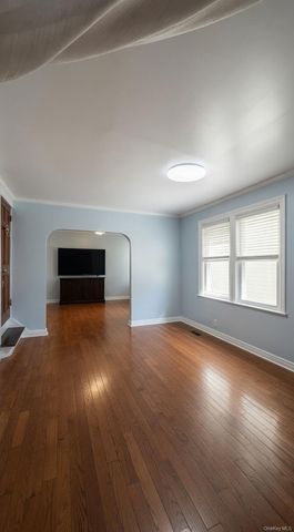 10726 113th Street, Richmond Hill S., NY 11419