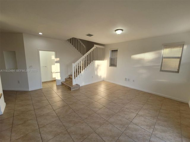 156 SE 21st Ter, Homestead, FL 33033