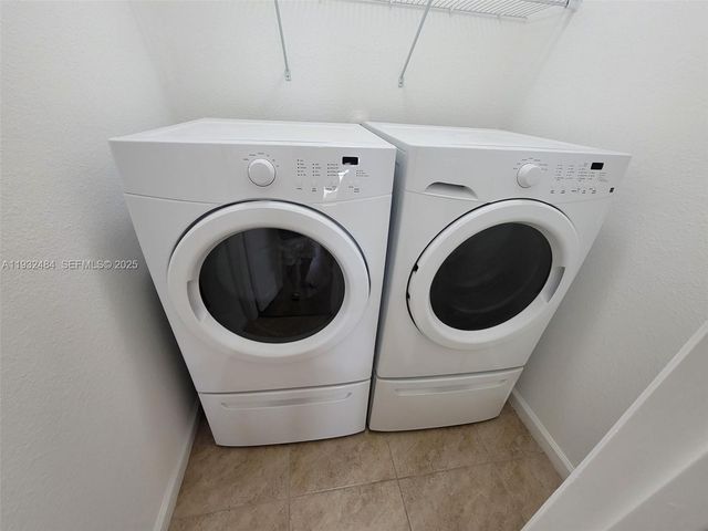 156 SE 21st Ter, Homestead, FL 33033