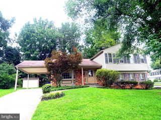 8626 BUNNELL DR, Potomac, MD 20854
