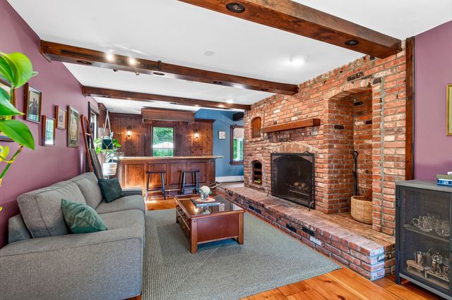 187 Blackstone Street, Mendon, MA 01756