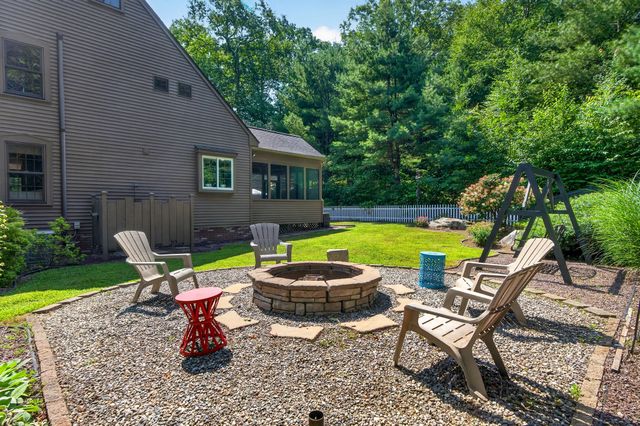 187 Blackstone Street, Mendon, MA 01756