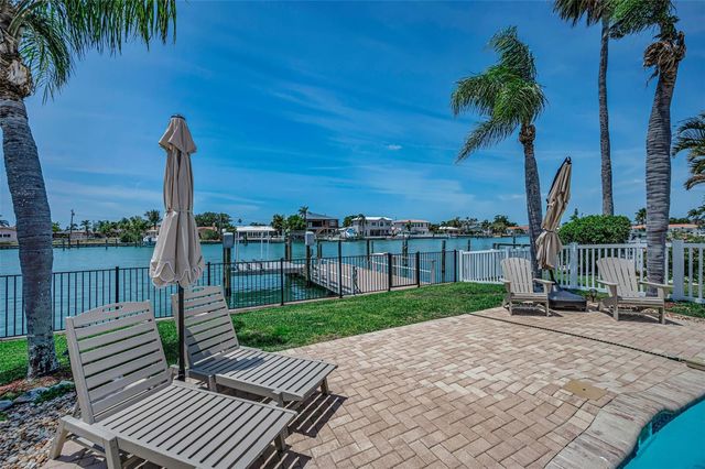 11800 7TH STREET E, Treasure Island, FL 33706