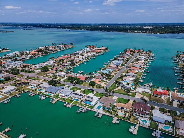 11800 7TH STREET E, Treasure Island, FL 33706