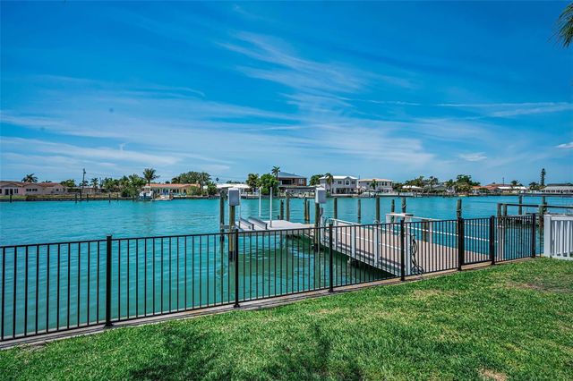 11800 7TH STREET E, Treasure Island, FL 33706