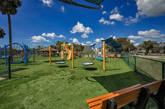 11800 7TH STREET E, Treasure Island, FL 33706