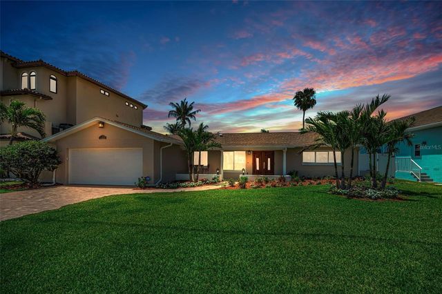 11800 7TH STREET E, Treasure Island, FL 33706