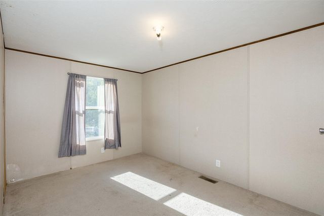 604 Sanders Lane, Franklin, TX 77856